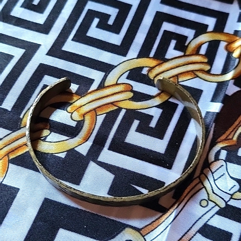 BRASS COLORED CUFF BRACELET NWOT